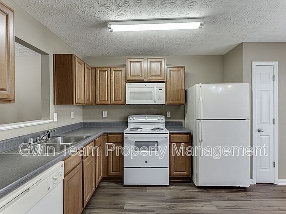5th image of 2883 Creek Bottom Ct