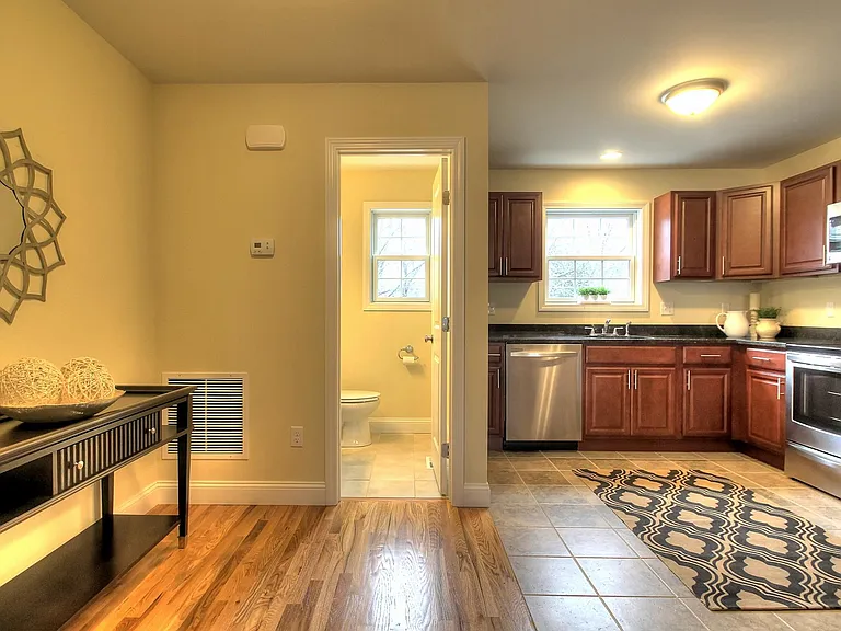 229 W Main St — Photo 6