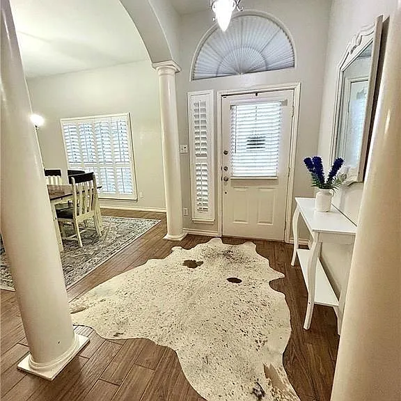7005 Vineyard Dr — Photo 6