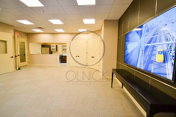Rented by Olnick Organization | media 9