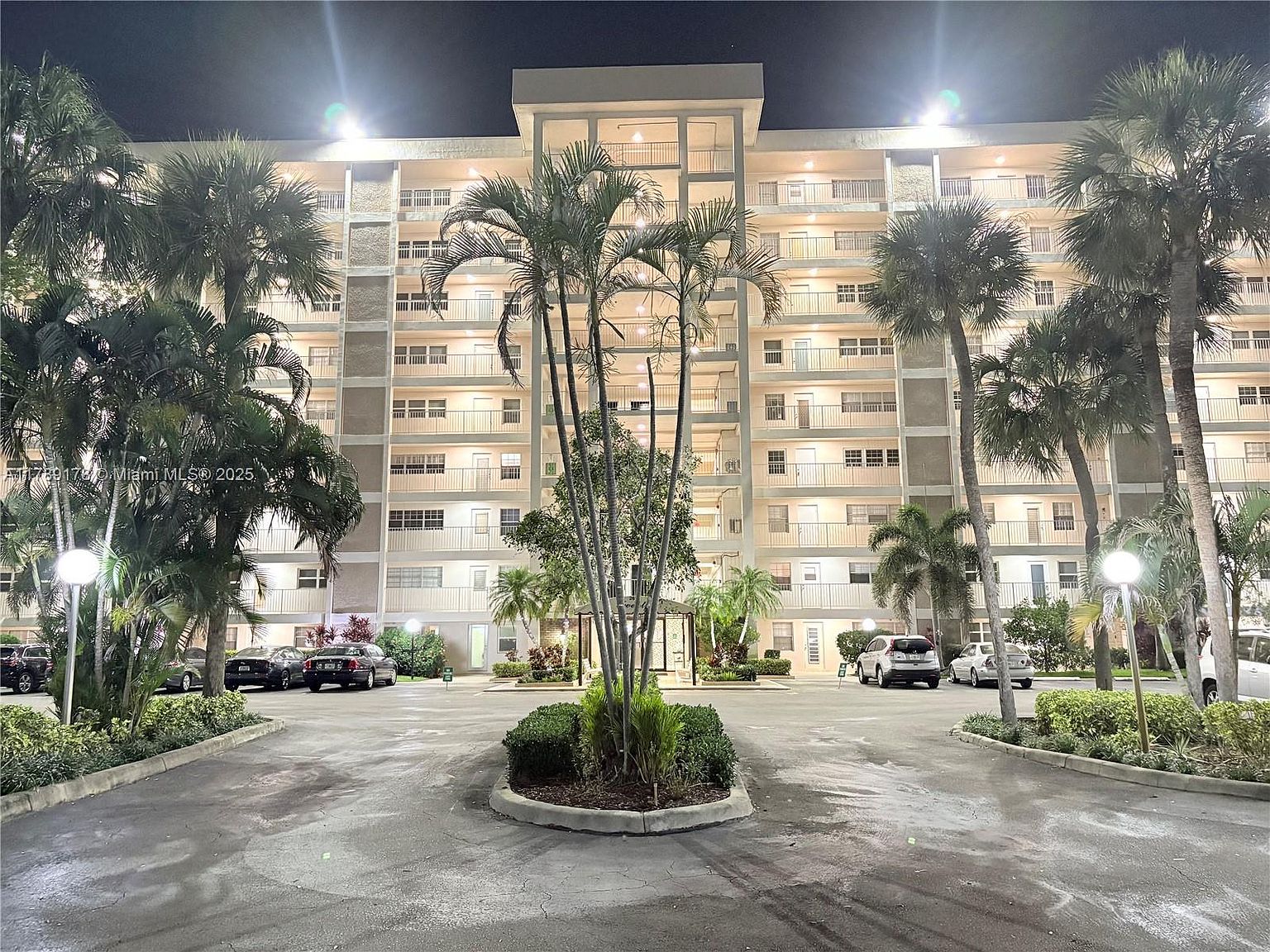 2671 S Course Dr APT 409