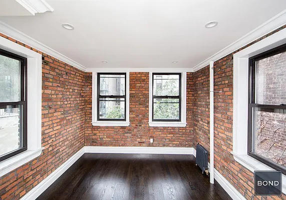 Rented by Bond New York | media 14