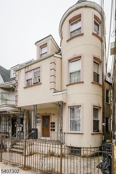 1st image of 309 Summer Ave