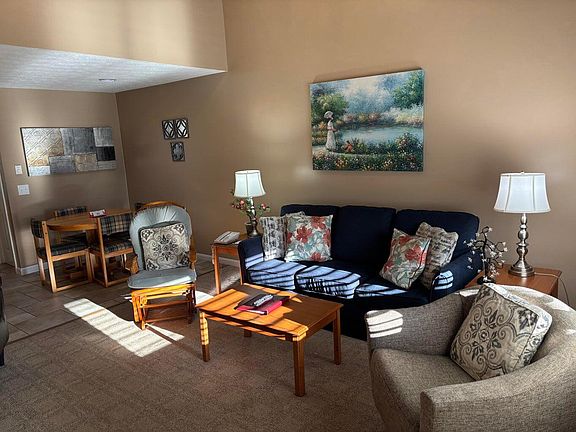 3rd image of 1351 Post Road #49