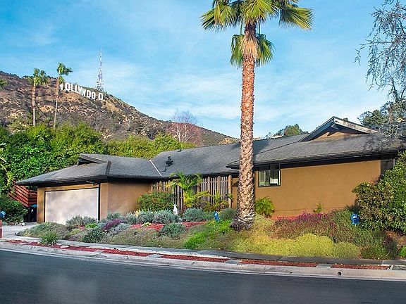 3rd image of 3214 Canyon Lake Dr