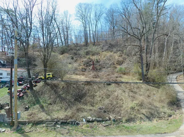 431 W Main St, Beattyville, KY 41311