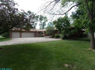 8260 Kristin Ct, Lewis Center, OH 43035