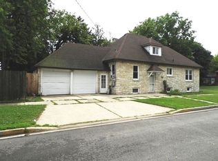 1301 Park Ave #1, North Chicago, IL 60064