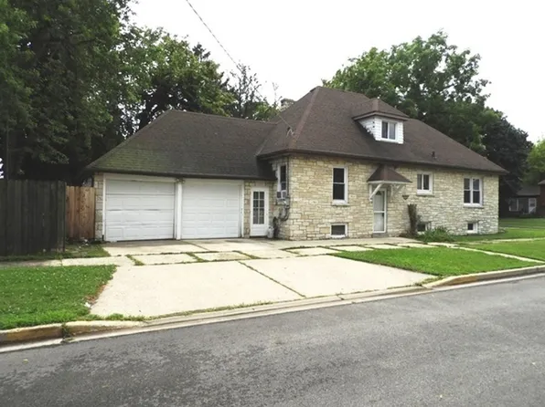 1301 Park Ave #1, North Chicago, IL 60064