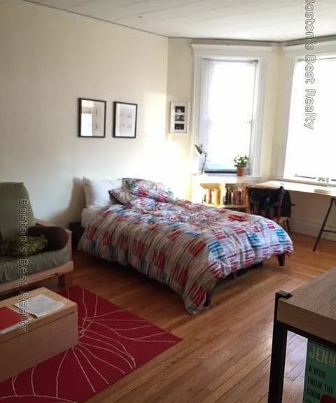 1115 Boylston — Photo 5