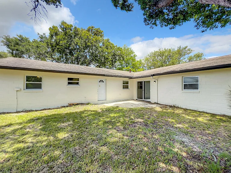 Park Manor Dr — Photo 28