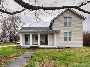 214 N Ohio St, Camp Point, IL 62320