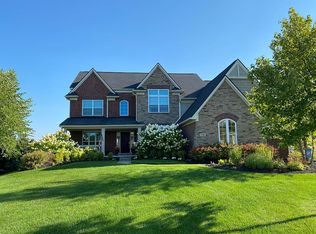 7005 Oakhurst Ridge Rd, Clarkston, MI 48348