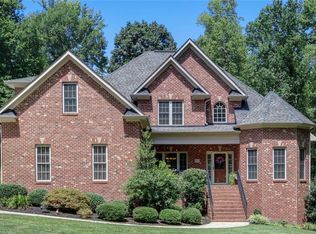 605 Stafford Pointe Ct, Oak Ridge, NC 27310