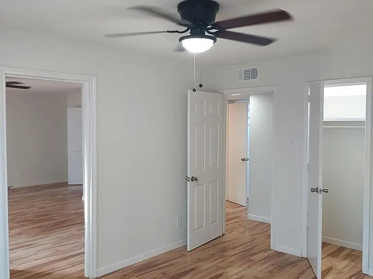 11114 Valleydale Dr #B — Photo 3
