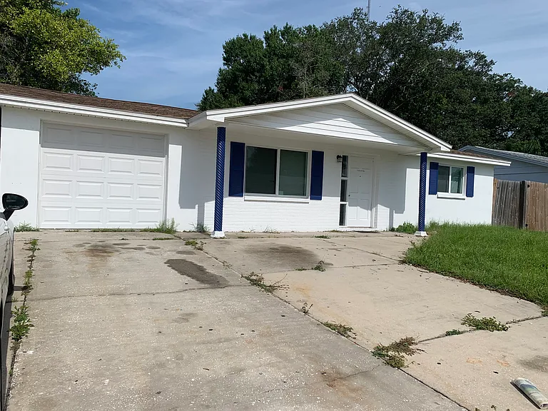 1351 Whitehall Ln — Photo 1