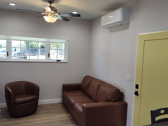 5th image of 1221 Speed St #A