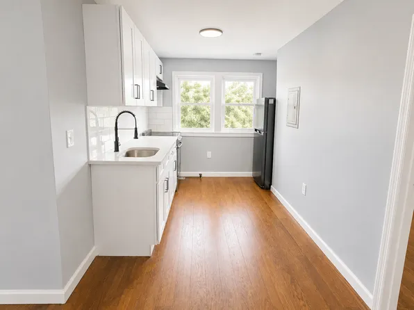 67 Stockman Pl, Irvington, NJ
