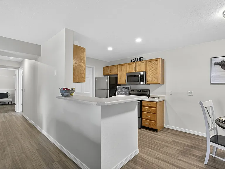 Eagles Landing Apartments — Photo 1