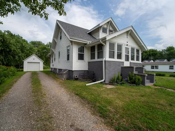 313 N 1st St, Ogden, IA 50212
