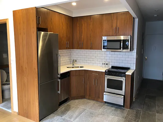 Rented by (DNE Legacy) BH Realty NYC, LLC | media 13