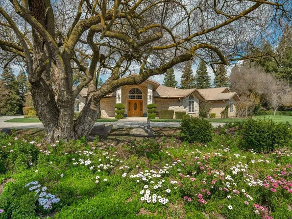 7304 E Dennett Ave, Fresno, CA 93737