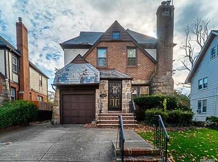18448 Grand Central Pkwy, Jamaica, NY 11432