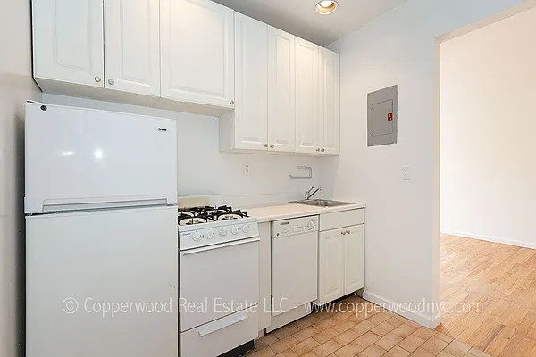 Rented by Copperwood Real Estate | media 1