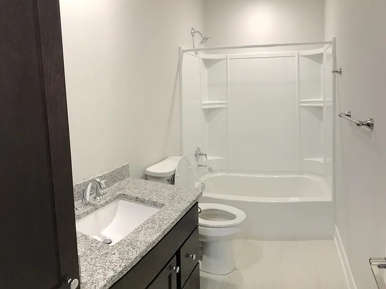 1736 Chamberlain Dr #8 — Photo 10