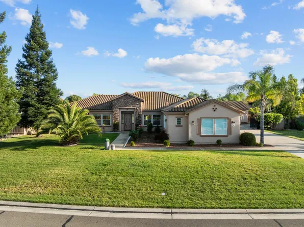 8111 Stallion Way, Sacramento, CA 95830