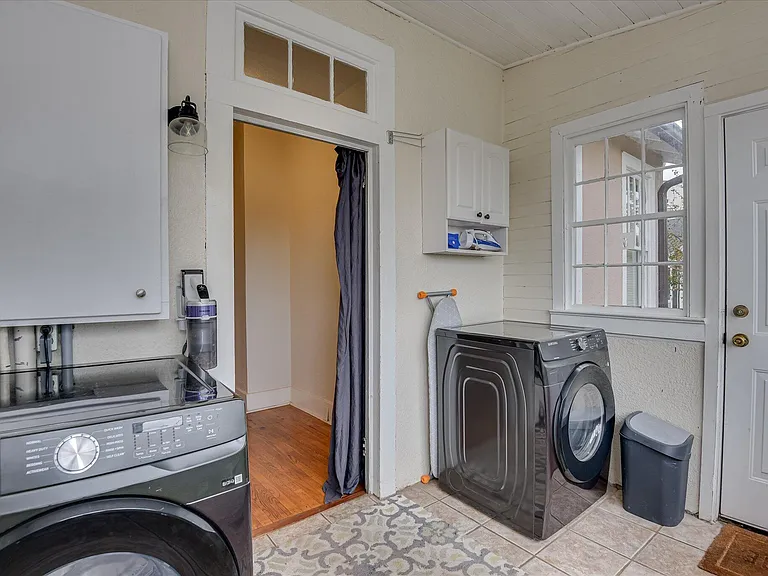 978 Heard Ave — Photo 10