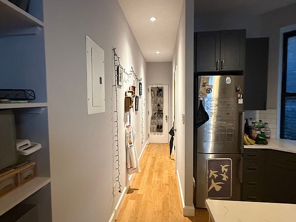 2nd image of 23 Catherine St #4A