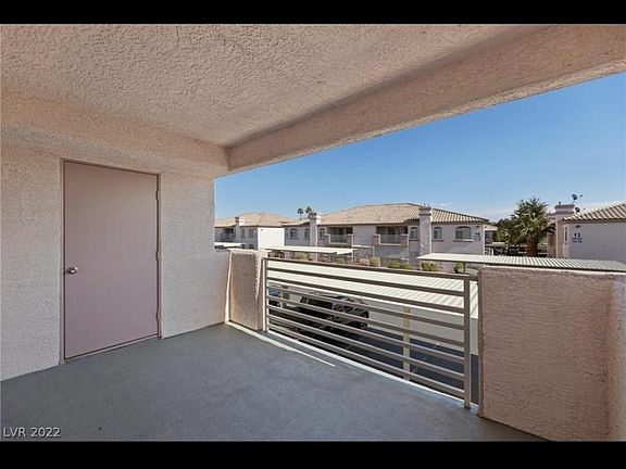 4th image of 4555 E Sahara Ave