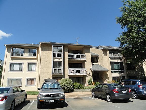 4th image of 10220 Bushman Dr APT 8223