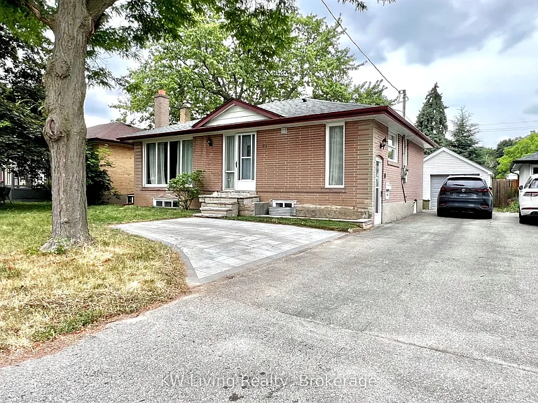 311 Boisdale Ave #BASEMENT — Photo 2