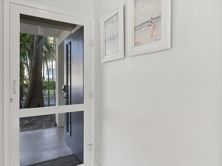 500 S Washington Dr #3A — Photo 2