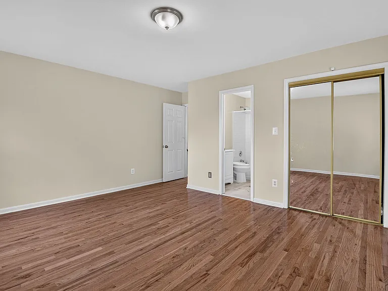 2000 McAuliffe Dr — Photo 32