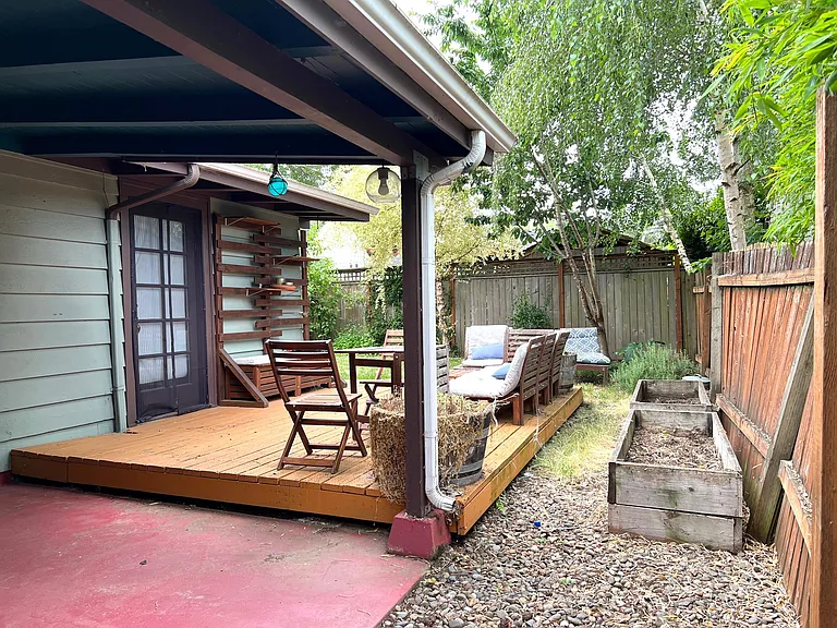 9405 N Geneva Ave — Photo 17