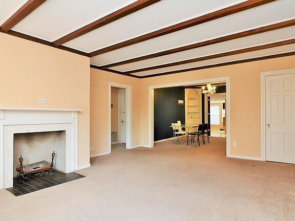 5th image of 1961 Dryden Rd Unit 2