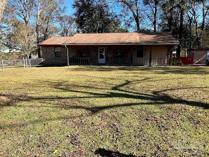 1st image of 220 Lindsay Ln