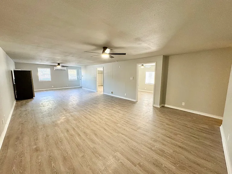 705 Sunrise Ave — Photo 37