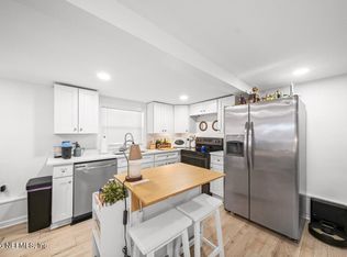 457 7th Ave S, Jacksonville Beach, FL 32250