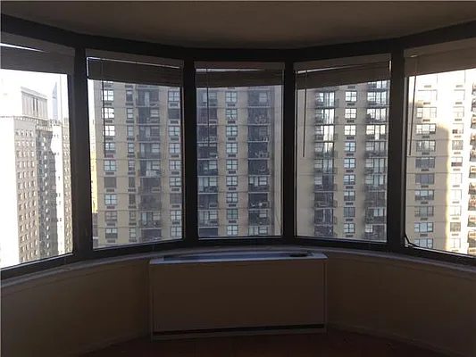 Rented by RELO REDAC INC. | media 1