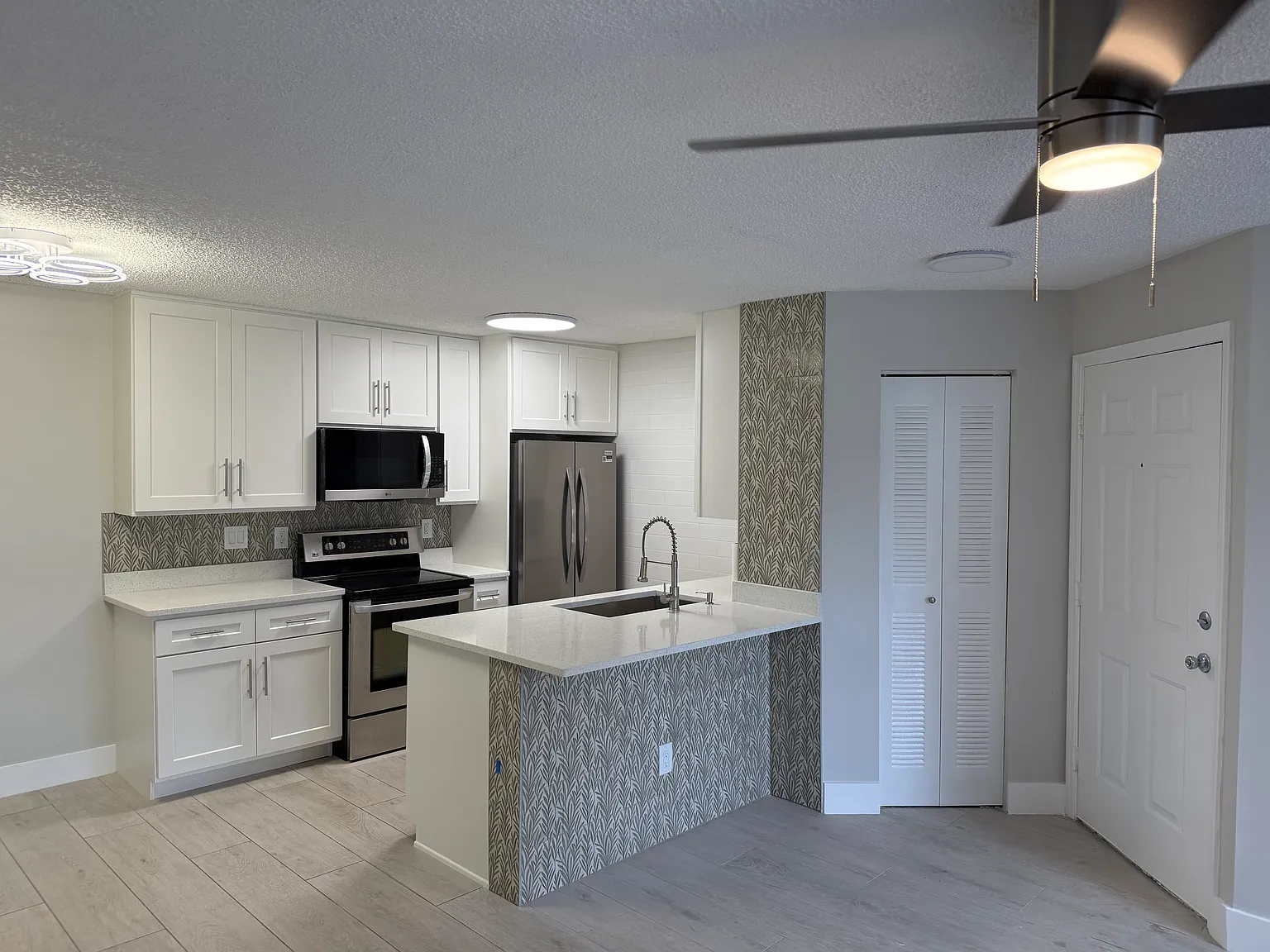 1 bed, 648 sqft, $1,350 — Photo 2