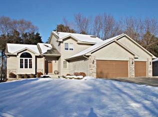 435 Ash St, Shakopee, MN 55379