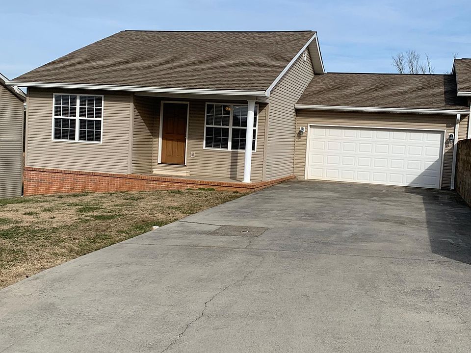 1st image of 106 Lucy Ln