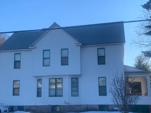 426 W 8th St, Winona, MN 55987