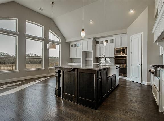 4th image of 1640 Jeffrey Dr