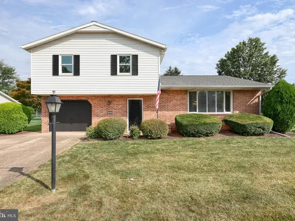 909 E Coover St, Mechanicsburg, PA 17055