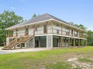 4931 Ridgewood Dr, Moss Point, MS 39563